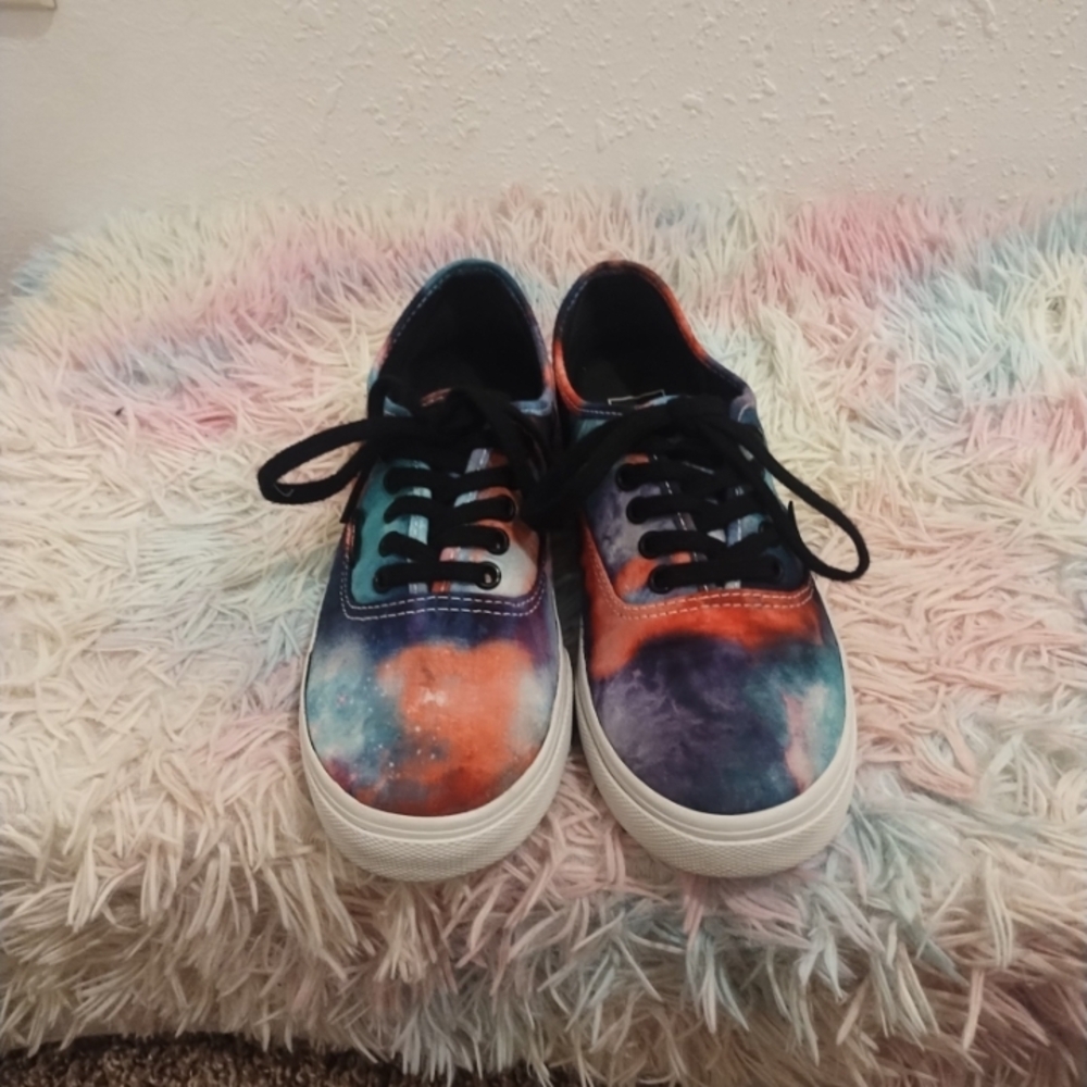 Women size 6.5 or men 5 Vans colorful